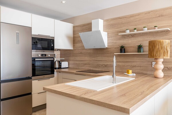 Elegant appartement met zeezicht in Cannes, 75m², 2 badkamers, balkon - thumbnail 4