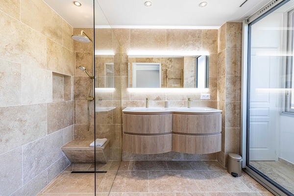 Elegant appartement met zeezicht in Cannes, 75m², 2 badkamers, balkon - thumbnail 5