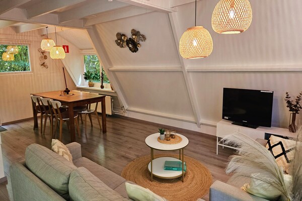 Chalet no 10: Modern gerenoveerd chalet in bosrijk Durbuy met golfbaan - thumbnail 2