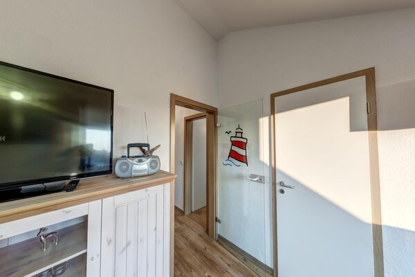 Knus appartement in Burhave, vlakbij het strand - thumbnail 2