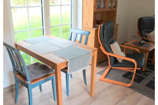 Knus appartement voor 2 personen bij de Waddenzee in Burhave - thumbnail 2