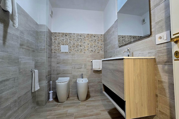 Modern appartement met panoramisch zeezicht in Castelsardo, 200m van strand - thumbnail 5