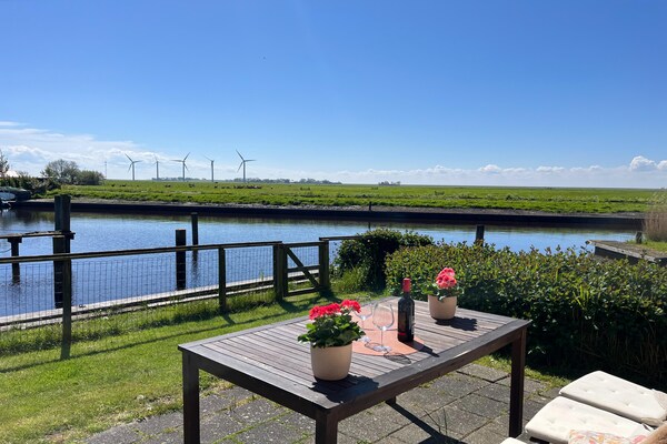De Waske – Vakantiehuis aan het water in natuurrijk Warns, Friesland - thumbnail 6