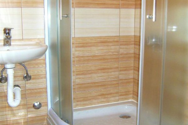 Elez Serenity Guesthouse: Comfortabel appartement met balkon in hartje Medugorje - thumbnail 4