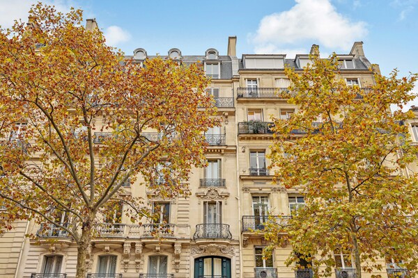 Elegant appartement van 84 m² bij de Arc de Triomphe, 16e arrondissement - thumbnail 4