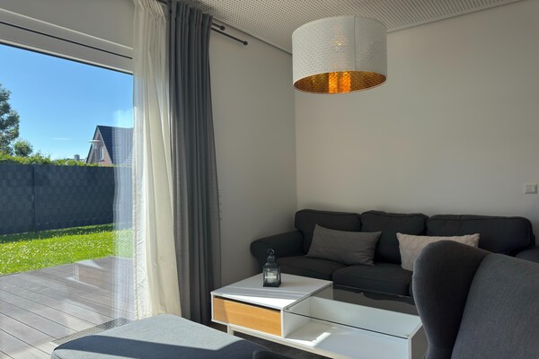 6-persoons modern appartement in Burhave op 1 km van zee - thumbnail 6