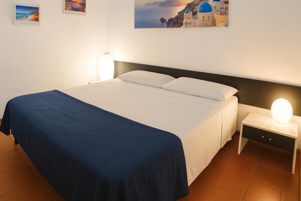 Licht appartement met balkon nabij de stranden van Olbia - thumbnail 5