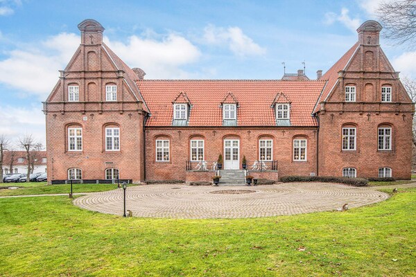 Ruim Golfvakantiehuis voor 12 personen bij Skanderborg - thumbnail 1