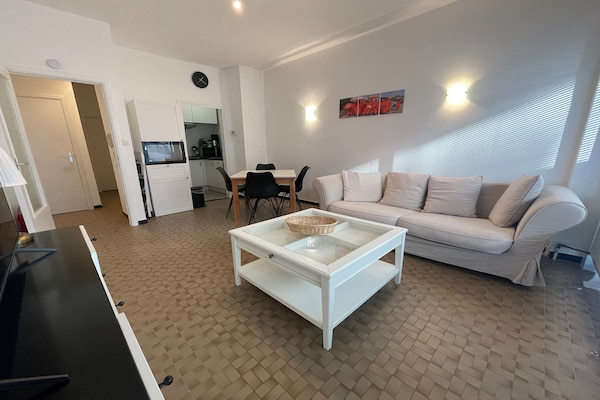 Gelijkvloers appartement met terras voor 4 personen in Nieuwpoort - thumbnail 1