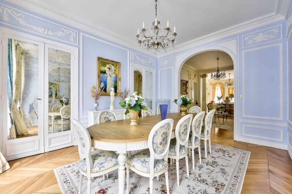 Adellijke luxe residentie in hartje Parijs, vlakbij Arc de Triomphe - thumbnail 2