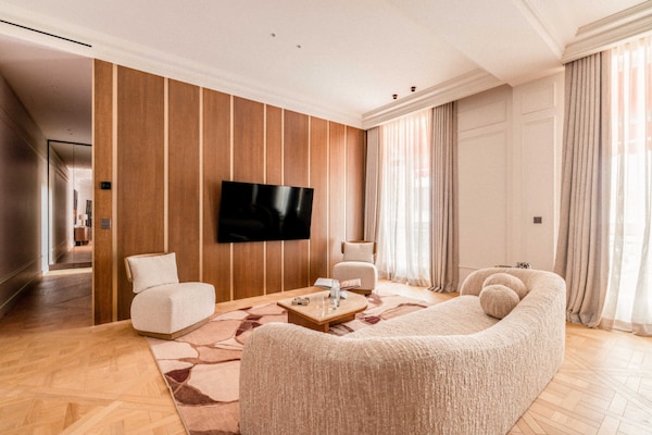 Elegant appartement aan Avenue de Wagram, vlakbij Arc de Triomphe - thumbnail 2