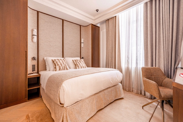 Elegant appartement aan Avenue de Wagram, vlakbij Arc de Triomphe - thumbnail 4