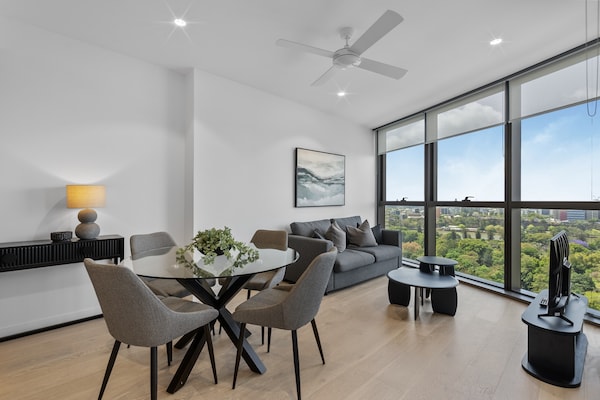 Strak appartement in Brisbane City met zwembad, sauna en skyline uitzicht - thumbnail 1