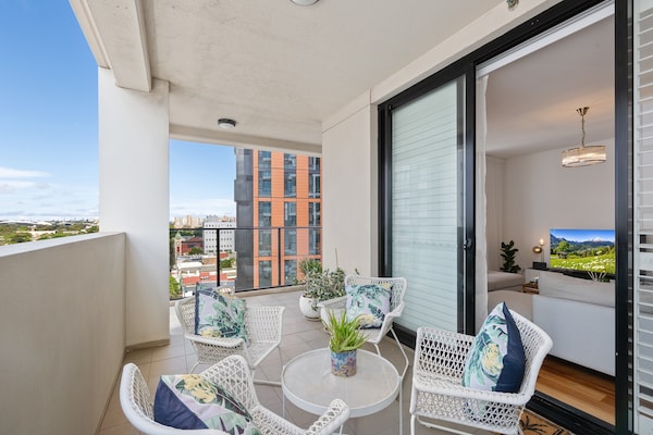 Licht en ruim appartement met 2 slaapkamers in Redfern - thumbnail 5