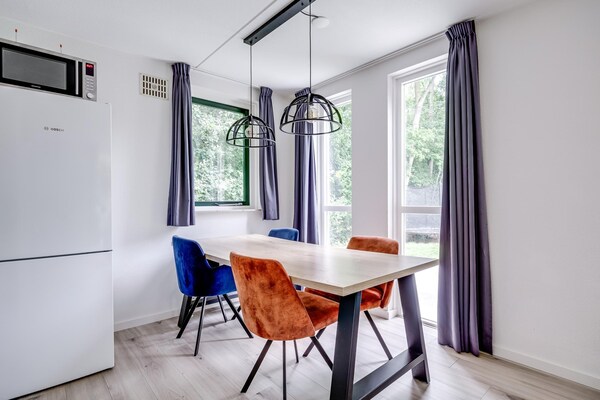 Vrijstaande bosbungalow met sauna en privétuin in Ewijk, nabij Nijmegen - thumbnail 5