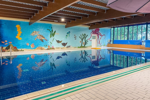 Vrijstaande sauna bungalow aan het water in Ewijk voor 6 personen - thumbnail 2
