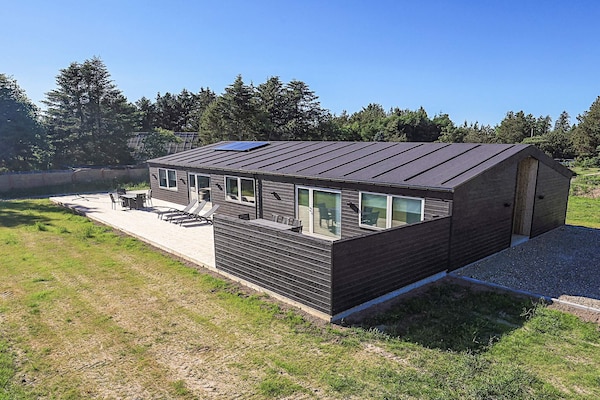 Modern vakantiehuis in Saltum voor 12 personen nabij het strand · 150 m² - thumbnail 1