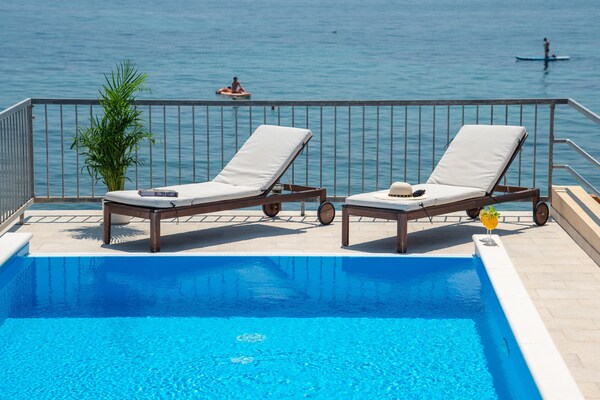 Villa AdriaStone: Luxe villa aan zee met privézwembad in Orebić, 10m van strand - thumbnail 4