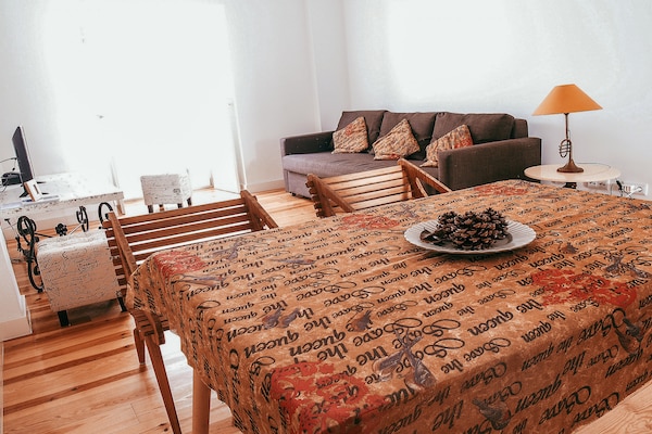 Elegant appartement bij Kasteel São Jorge in Lissabon - thumbnail 2