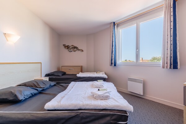 Strandappartement op 0 meter van zee met zwembad in La Tranche-sur-Mer - thumbnail 5