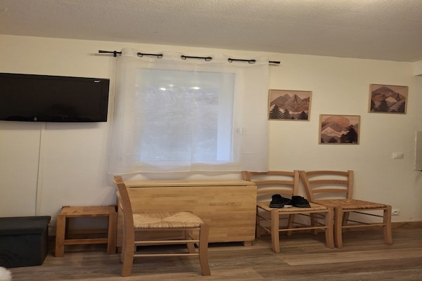 Centraal gelegen appartement aan de piste in Allos voor 5 personen - thumbnail 3