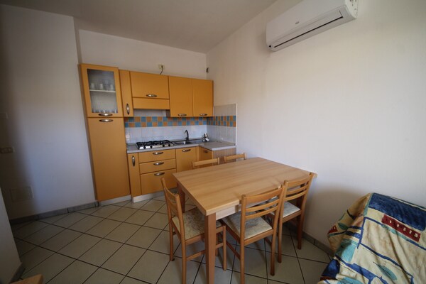 Ruim appartement voor 6 personen bij zee in Rosolina Mare met zwembad - thumbnail 4