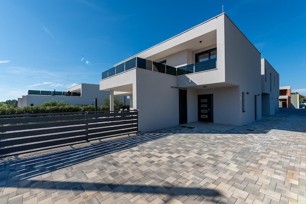 Villa Ava Rossa - Novigrad