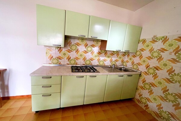 Zonovergoten appartement met tuin op loopafstand van strand in Rosolina Mare - thumbnail 3