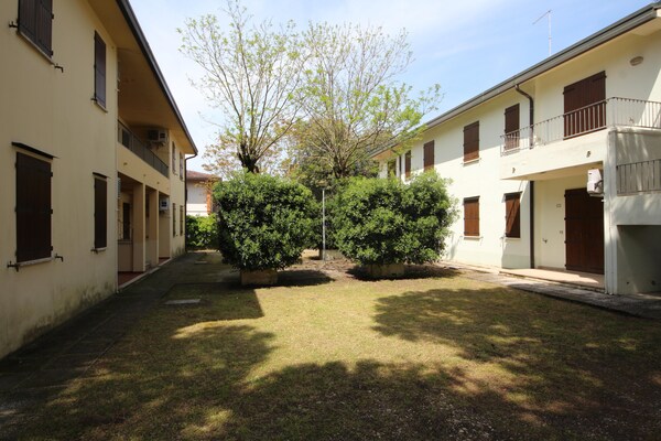 Comfortabel appartement voor 5 personen in Rosolina Mare - thumbnail 1