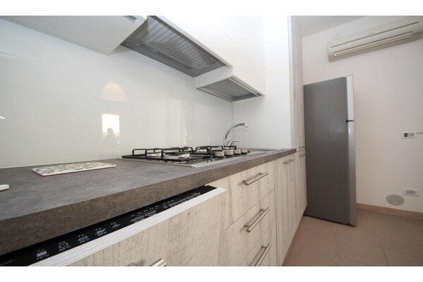 Veranda Trilo 3: Centraal appartement op 400m van strand in Rosolina Mare - thumbnail 3