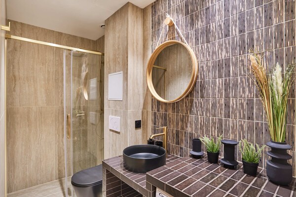 Gerenoveerd appartement met uitzicht op Montparnasse, vlakbij Saint-Germain-des-Prés - thumbnail 3