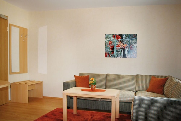 Modern en hondvriendelijk appartement in Sassenburg aan het meer - thumbnail 3