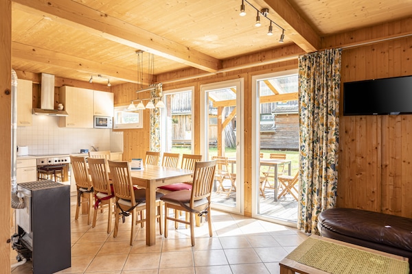Alpenchalet voor 8 aan de golfbaan, 500m van de Kreischberg skilift - thumbnail 4