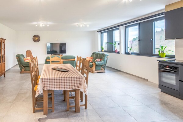 7-persoons wellnessvilla in Forrières met verwarmd zwembad - thumbnail 3