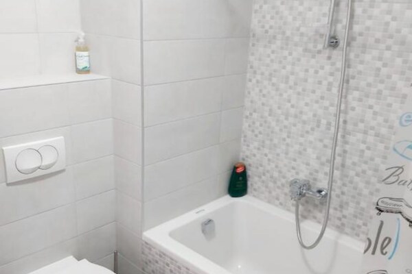Comfort Apartment Baruna Filipovića - Studio Apartment With Balcony - thumbnail 6