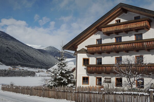 Penthouse in Gsies: 130m², 9 pers., 100m tot skilift & uitzicht op Kronplatz - thumbnail 4