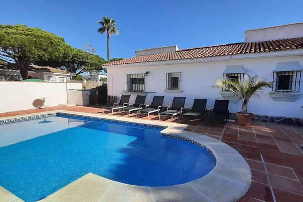 Casa Concha: Ruim vakantiehuis met privézwembad op loopafstand van strand Roche - thumbnail 2