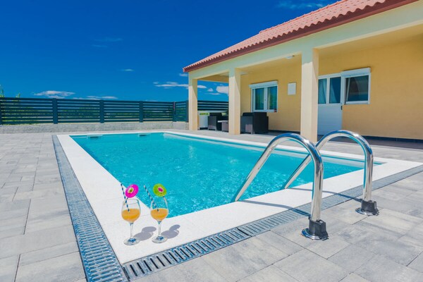 Knus vakantiehuis in Privlaka, Dal – ideaal voor 4 personen met huisdieren - thumbnail 2