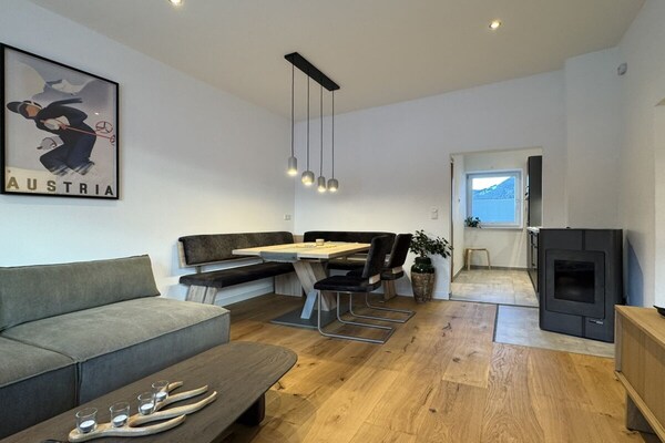 Knus studio-appartement met terras nabij de bergen van Kössen - thumbnail 1