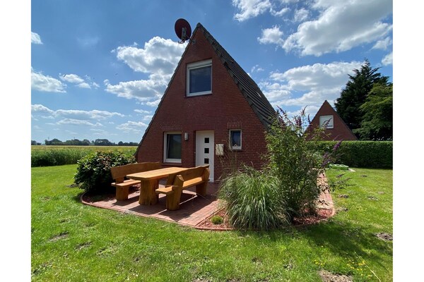 Op 800m van het centrum: Rustig vakantiehuis in Dornumersiel - thumbnail 1
