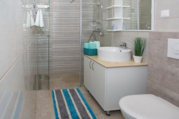 Podgora Azure Terrace Apartments - One Bedroom Apartment With Terrace And Sea View (A2) - thumbnail 4