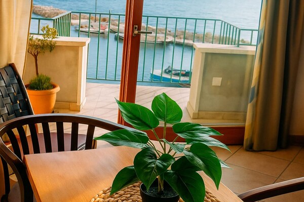 One Bedroom apartment with Balcony and Sea View (A3) - thumbnail 2