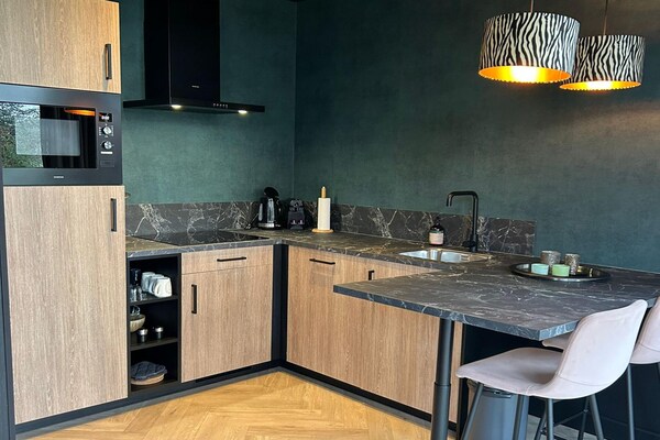 Wellnesslodge Merel: romantisch luxe vakantiehuis met jacuzzi in Drenthe - thumbnail 3
