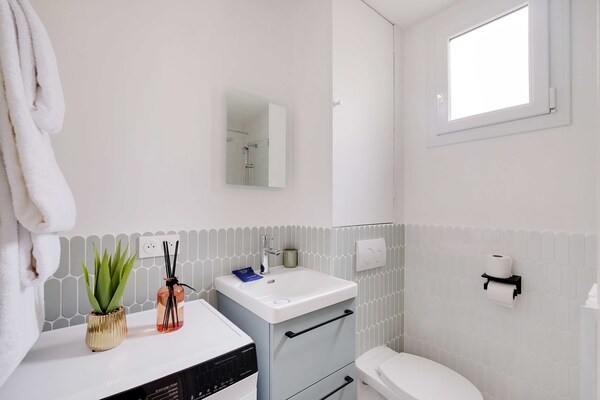 Compact en knus appartement in levendig Belleville, Parijs - thumbnail 5