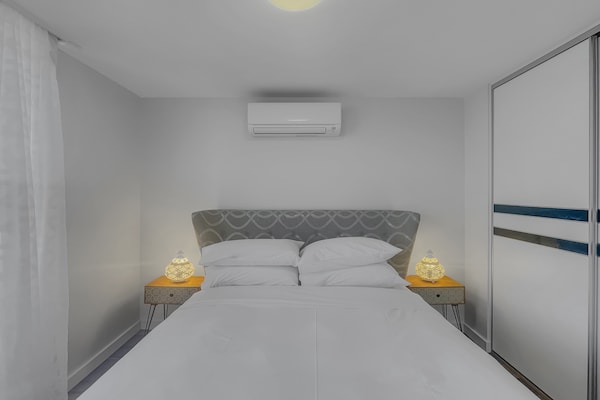 Modern appartement met 2 slaapkamers in het centrum van Batemans Bay - thumbnail 3