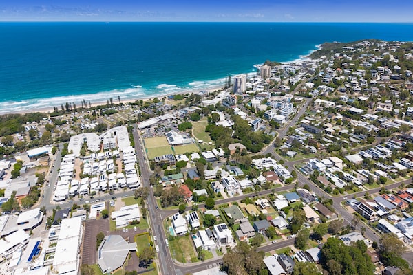 Luxe duplex met privézwembad op loopafstand van Coolum Beach - thumbnail 3