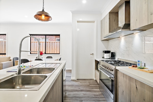 Ruim appartement in Fraser Rise voor 8 personen - thumbnail 6