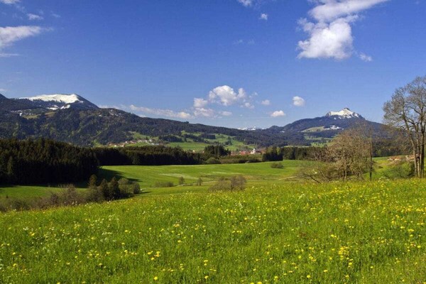 Romantisch vakantiehuis in Wertach met panoramisch uitzicht op het Allgäugebergte - thumbnail 4
