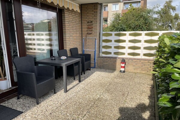 Licht appartement met zonnig terras in Büsum, vlakbij centrum - thumbnail 1