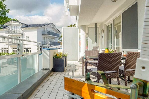 Luxe vrijstaand vakantiehuis op 50 meter van het strand en de pier van Zingst - thumbnail 5